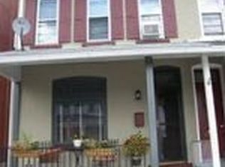 17 N 4th St, Emmaus, PA 18049