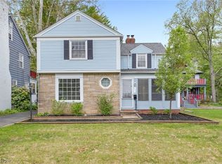 1132 Yellowstone Rd, Cleveland Heights, OH 44121