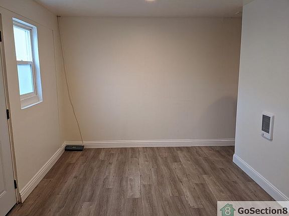 3rd image of 2957 Alviena Dr #A