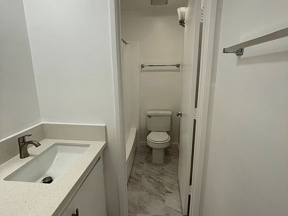 2nd image of 24 17th Ave APT 315