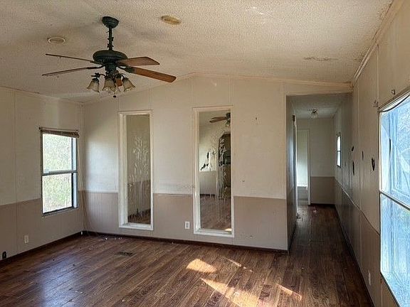 2nd image of 370 Patterson Hill Rd #R