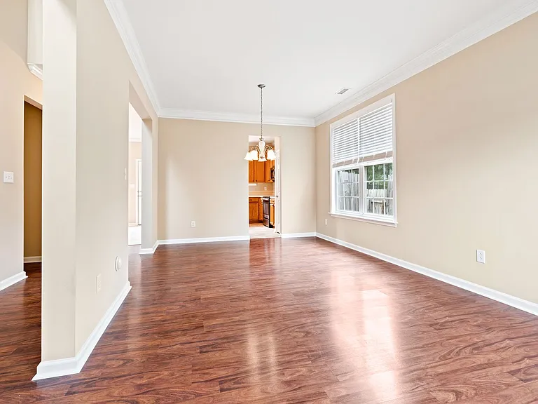 5612 Slaytenbush Ln — Photo 4