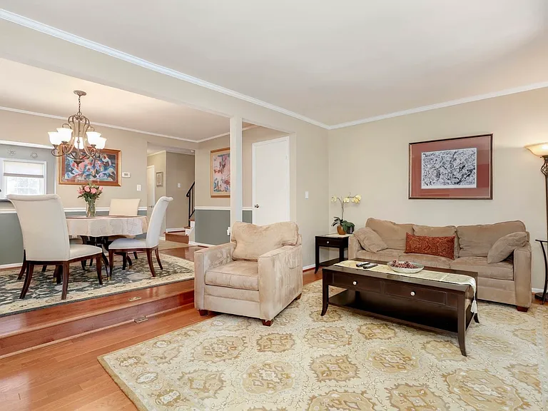 9765 High Water Ct — Photo 35