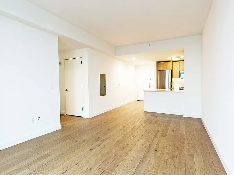 42-20 24th St #44A — Photo 3