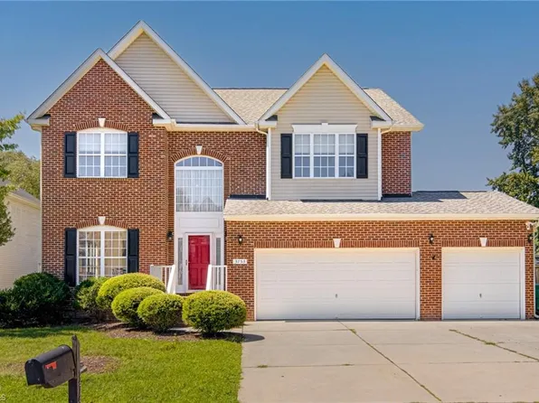 3753 Carvette Ct, High Point, NC 27265
