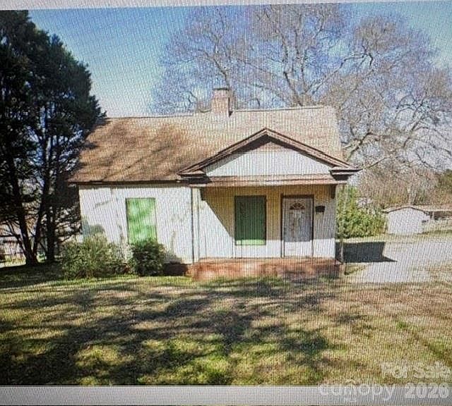 1st image of 304 Park Dr