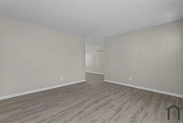 10432 Royal Dr — Photo 6