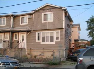 214 Colony Ave, Staten Island, NY 10306