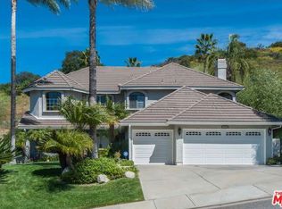 22249 Dardenne St, Calabasas, CA 91302