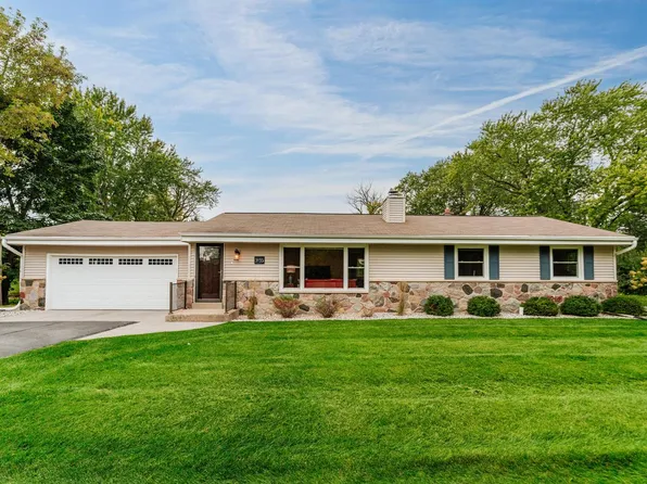 3035 Pilgrim ROAD, Brookfield, WI 53005