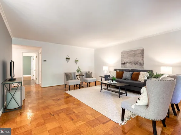 15 Cross Keys Rd #15E, Baltimore, MD 21210