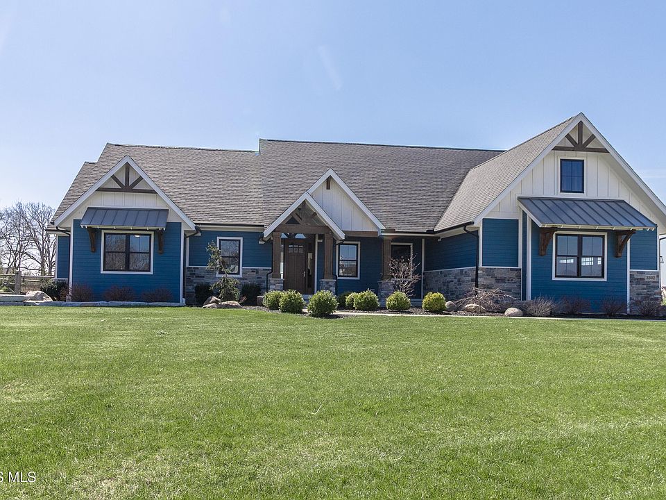 1st image of 3302 Chapel Creek Dr