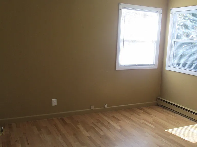 408 Ramona Ave — Photo 11