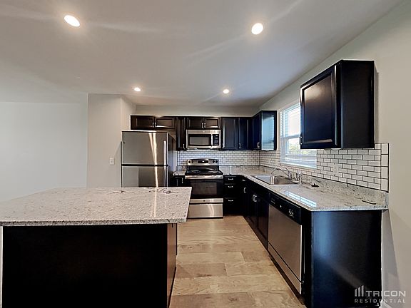 5th image of 2429 Solomon Ln