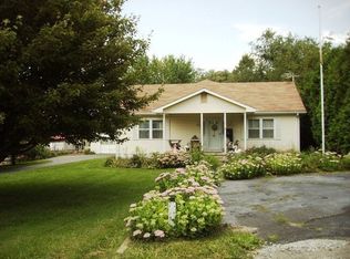 61 Maple St, Sparta, NC 28675