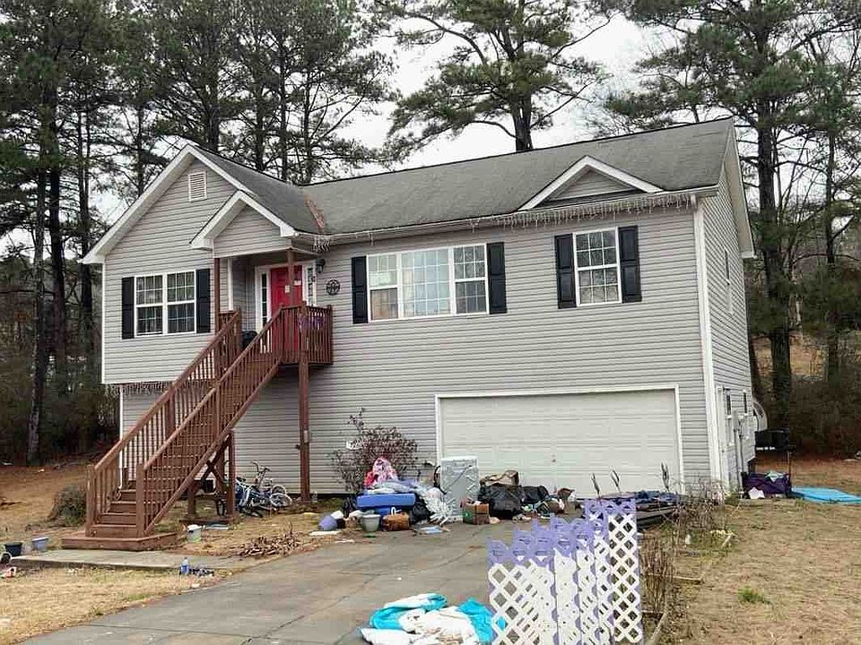 1st image of 126 Single Tree Dr SE