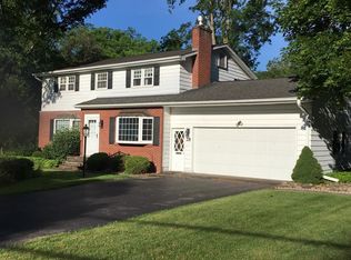 28 Roricks Glen Pkwy, Elmira, NY