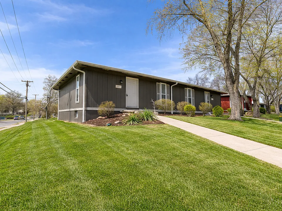 201 Wheaton Ct