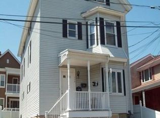 115 Swindells St #1, Fall River, MA 02723