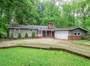 10221 Barr Rd, Brecksville, OH 44141