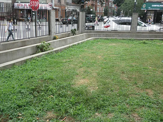 Rented by Aguayo & Huebener Brooklyn | media 2