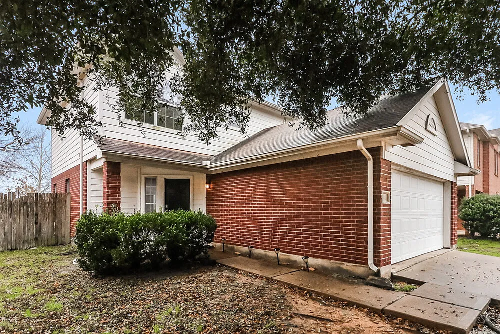 3 bed, 2.5 bath, 1778 sqft, $1,735 — Photo 4