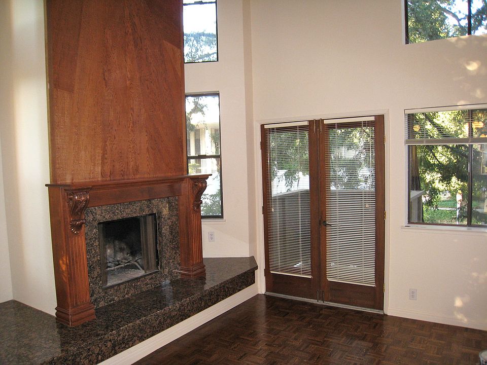 1st image of 242 Forest Ave