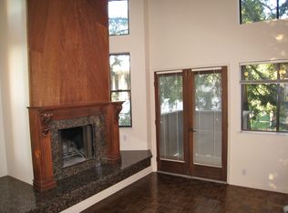 242 Forest Ave, Palo Alto, CA 94301