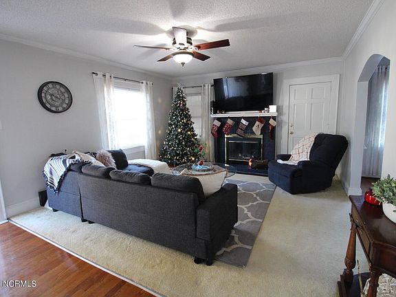 5th image of 811 Westover Ave