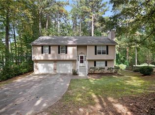 3890 Mountain View Rd, Kennesaw, GA 30152