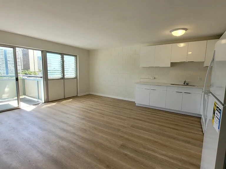 509 University Ave #602-1 — Photo 4