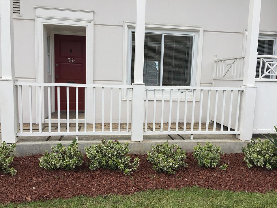 1st image of 562 Arballo Dr