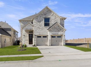 905 Meadow Spring Ln, Anna, TX 75409