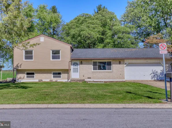 125 Ramblewood Rd, Pennsylvania Furnace, PA 16865