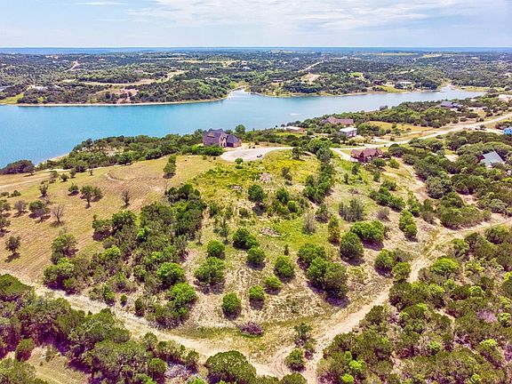 2nd image of 2355 Lakeside Dr
