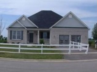 912 Congress Ave, Sycamore, IL 60178