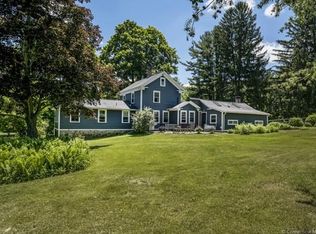 226 W Main St, Chester, CT 06412