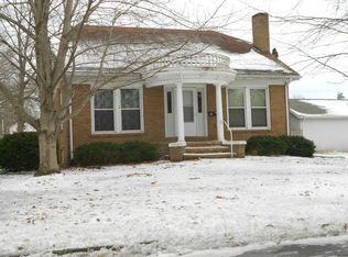 742 N Washington St, Bushnell, IL 61422
