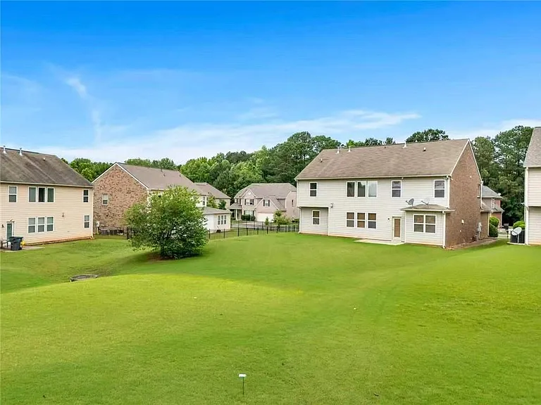 2588 Cannon Farm Ln — Photo 4
