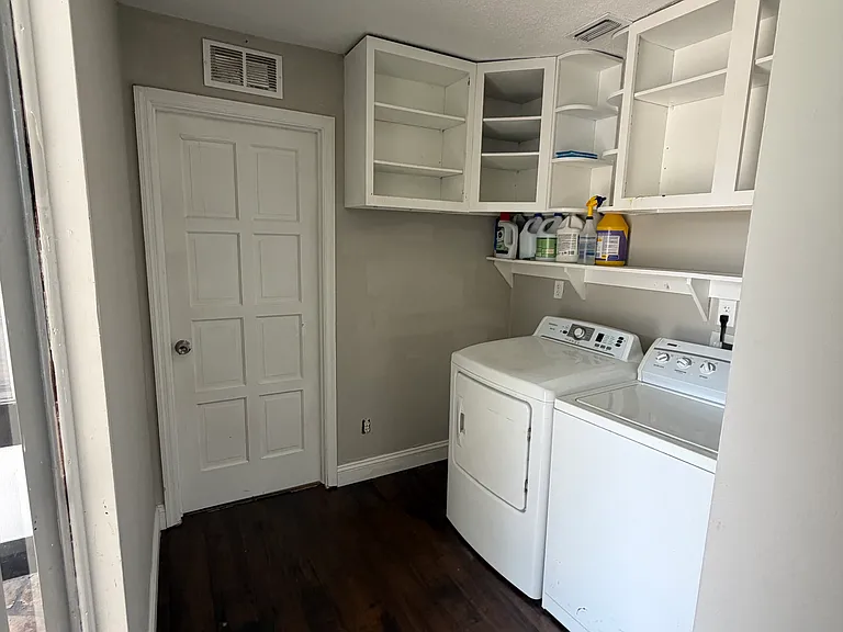 1405 Paula Dr — Photo 9