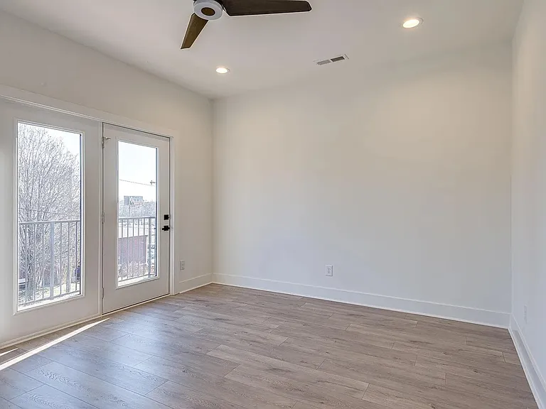 417 Lellyett Ave — Photo 11