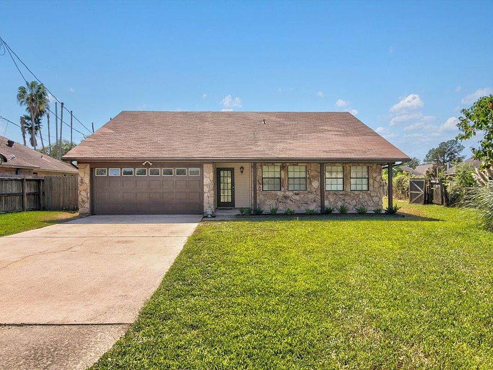 8715 Lafayette Ln Beaumont TX 77706 Zillow