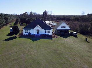 623 Ten Mile Rd, Fitzgerald, GA 31750