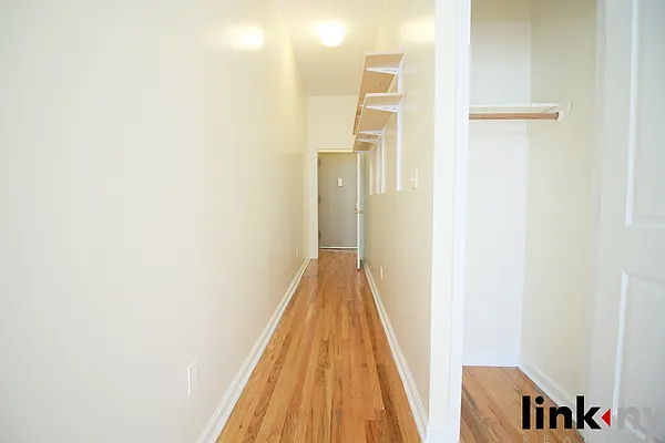 Rented by Link NY Realty | media 14
