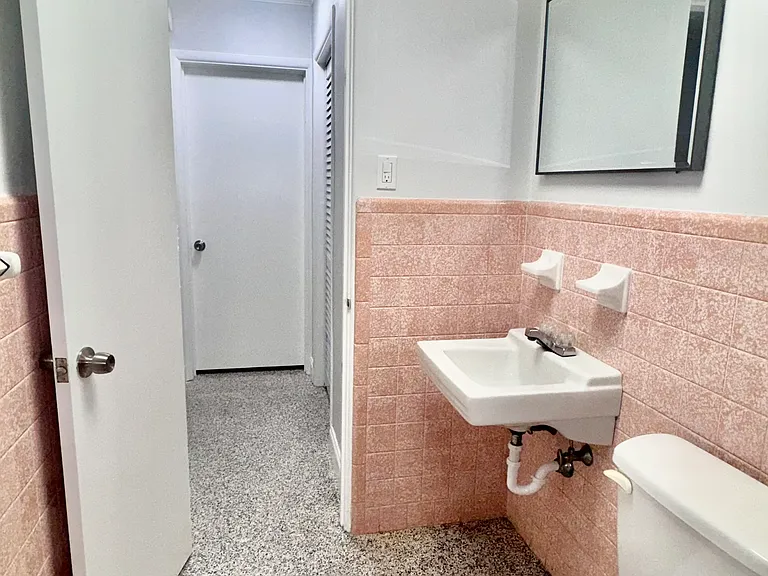 432 Magnolia Ave #2 — Photo 15