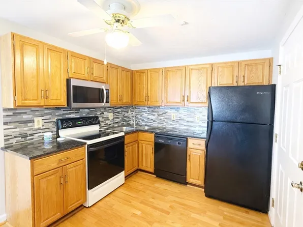 51 Alvarado Ave APT 204, Worcester, MA 01604