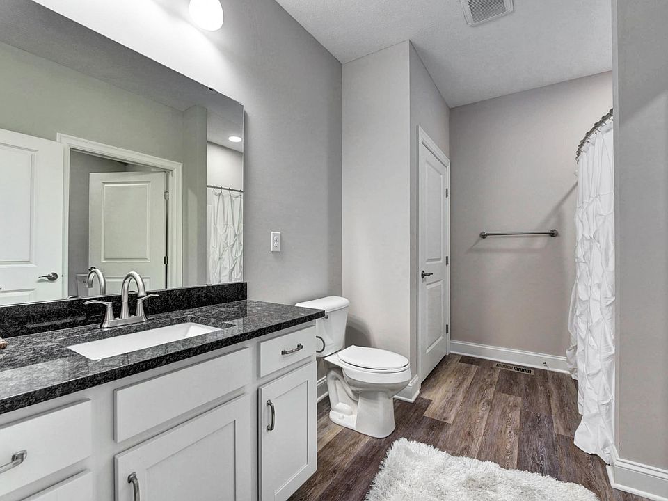 Hideaway Second Bath