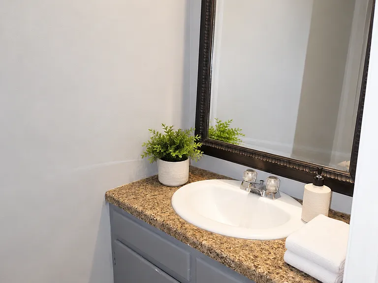 8622 Aldrich Ave S — Photo 9