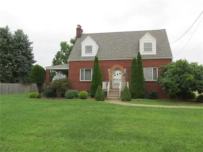 4525 Lincoln Ave photo 1