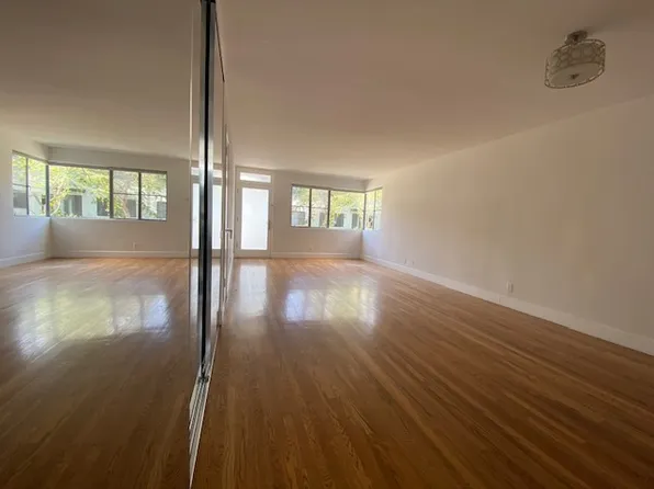 3138 S Barrington Ave APT J, Los Angeles, CA 90066